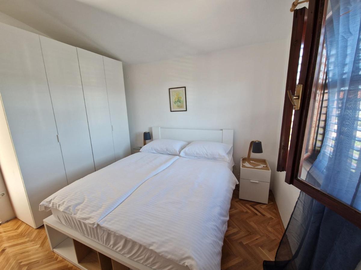 Apartments Dara Rogoznica  Ngoại thất bức ảnh