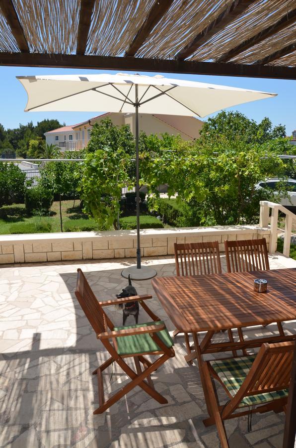 Apartments Dara Rogoznica  Ngoại thất bức ảnh